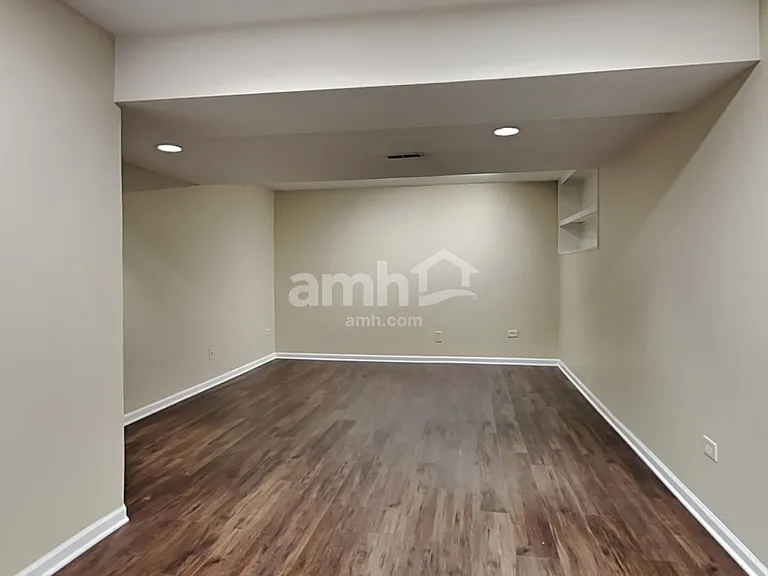 1920 Chestnut Grove Dr — Photo 24