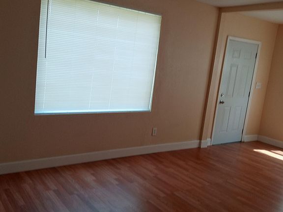 3rd image of 1176 W 13th St