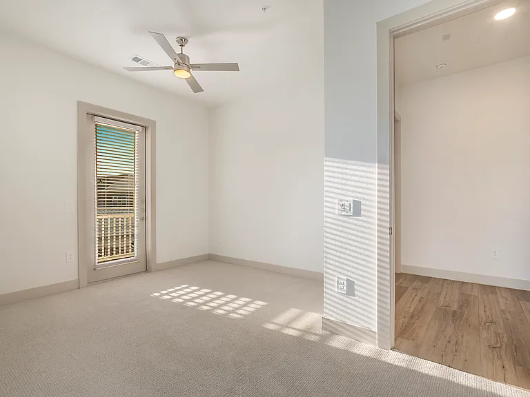 4705 W Spring Creek Pkwy — Photo 22