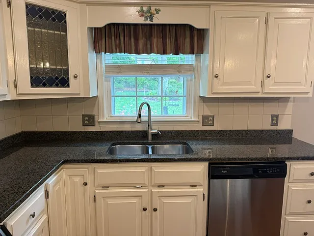 4 Wallingford Rd — Photo 11