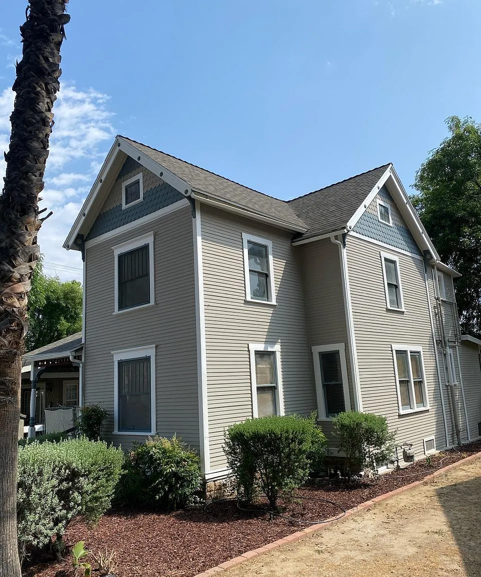 3 bed, 1020 sqft, $2,650 — Photo 1