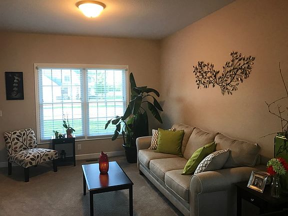 4th image of 26562 Basswood Dr