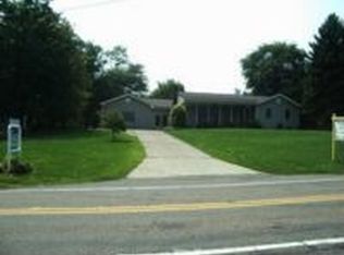 6129 Tuscarawas Rd, Industry, PA 15052