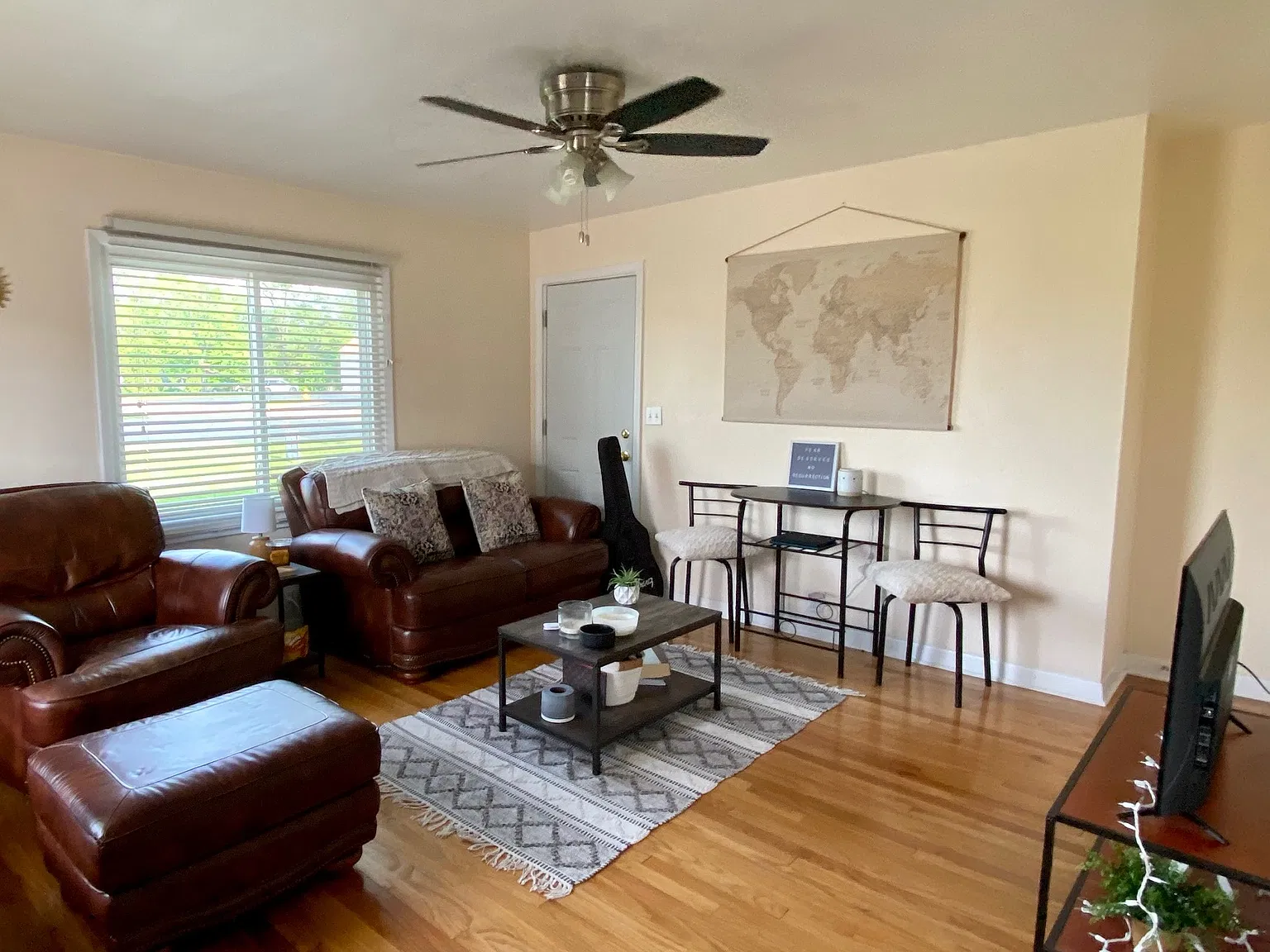 1 bed, 500 sqft, $960 — Photo 3