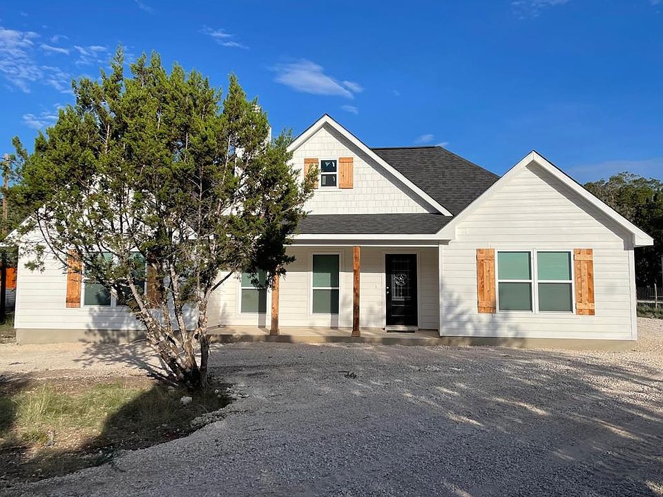 1st image of 163P Holmes Dr