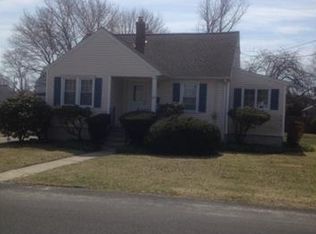 69 Edison St, Stratford, CT 06614