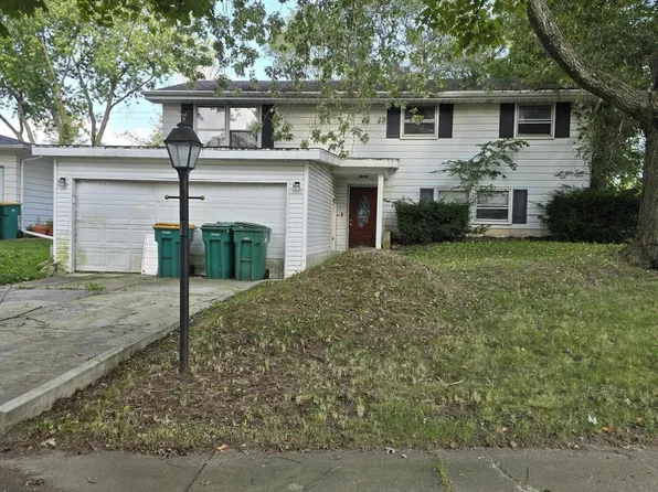 7031 Tyler Ct, Merrillville, IN 46410
