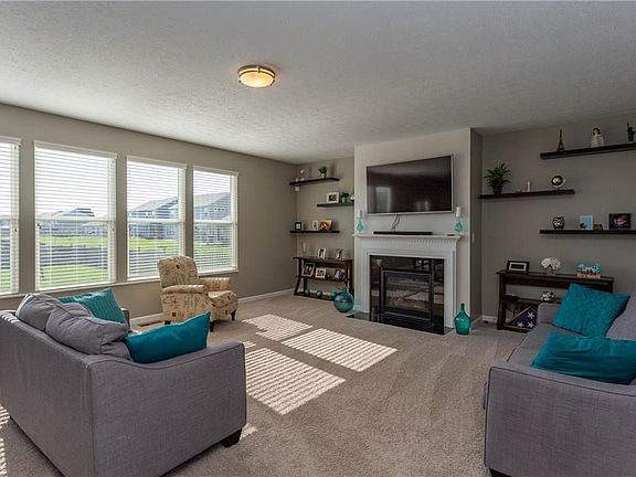 Look at all that natural light pouring into the great room!