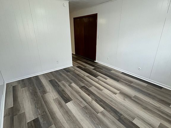 5th image of 113 E Cass St #C