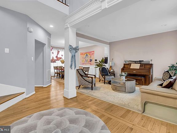 5th image of 43553 Dempsey Ln