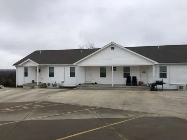 4812 Red Rooster Ln, Farmington, MO