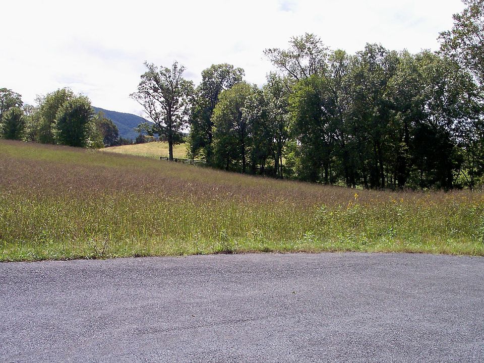 2nd image of 100 Maury Ridge Dr