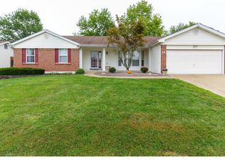 14 White Chapel Ct, O'Fallon, MO