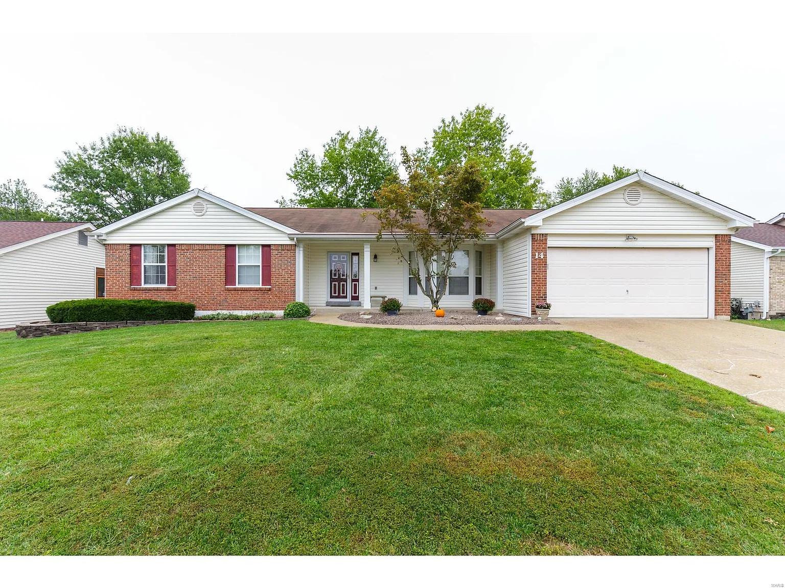 14 White Chapel Ct photo 1