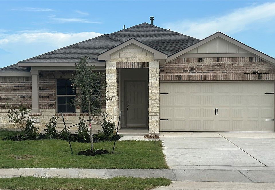 1st image of 1106 Canton Dr