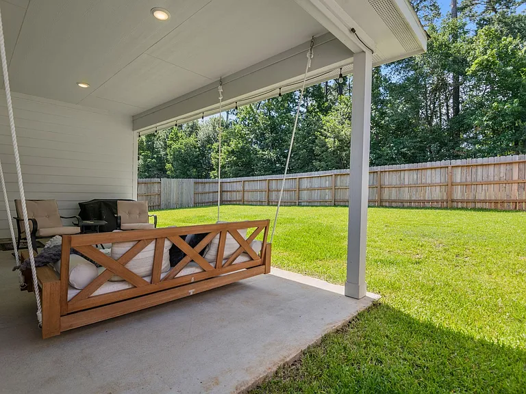560 Newcomb Hollow Dr — Photo 31