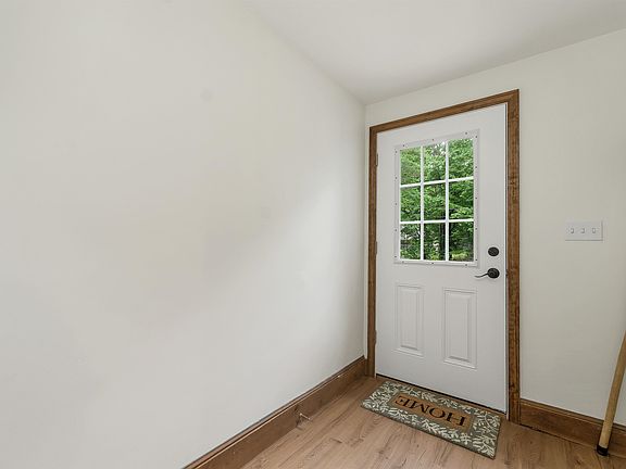 5th image of 237 Benlor Drive