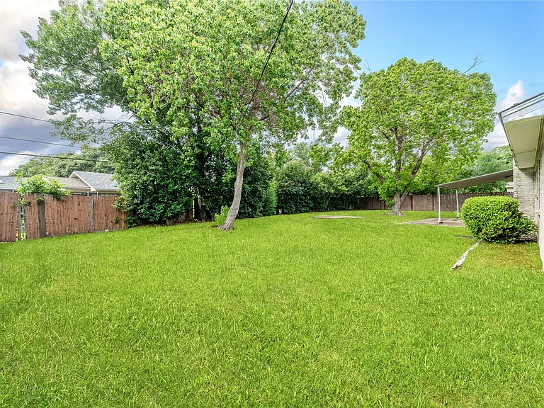 13515 Charcoal Ln — Photo 24
