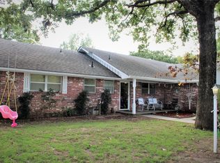 12 Town And Country Cir, Ardmore, OK 73401