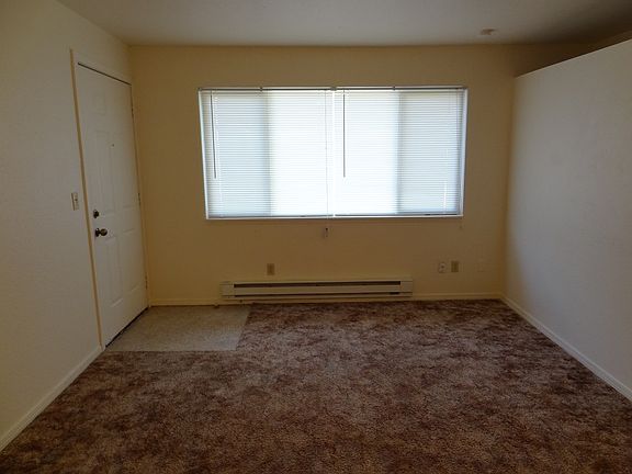 3rd image of 12635 Lincoln Ave SW APT 12