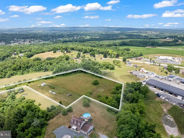 Gypsy Hollow Rd, Newport, PA 17074