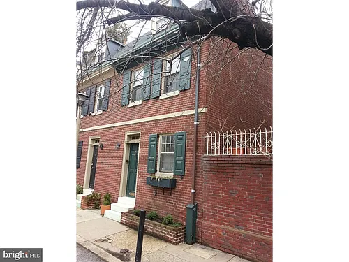419 S Quince St Photo 1