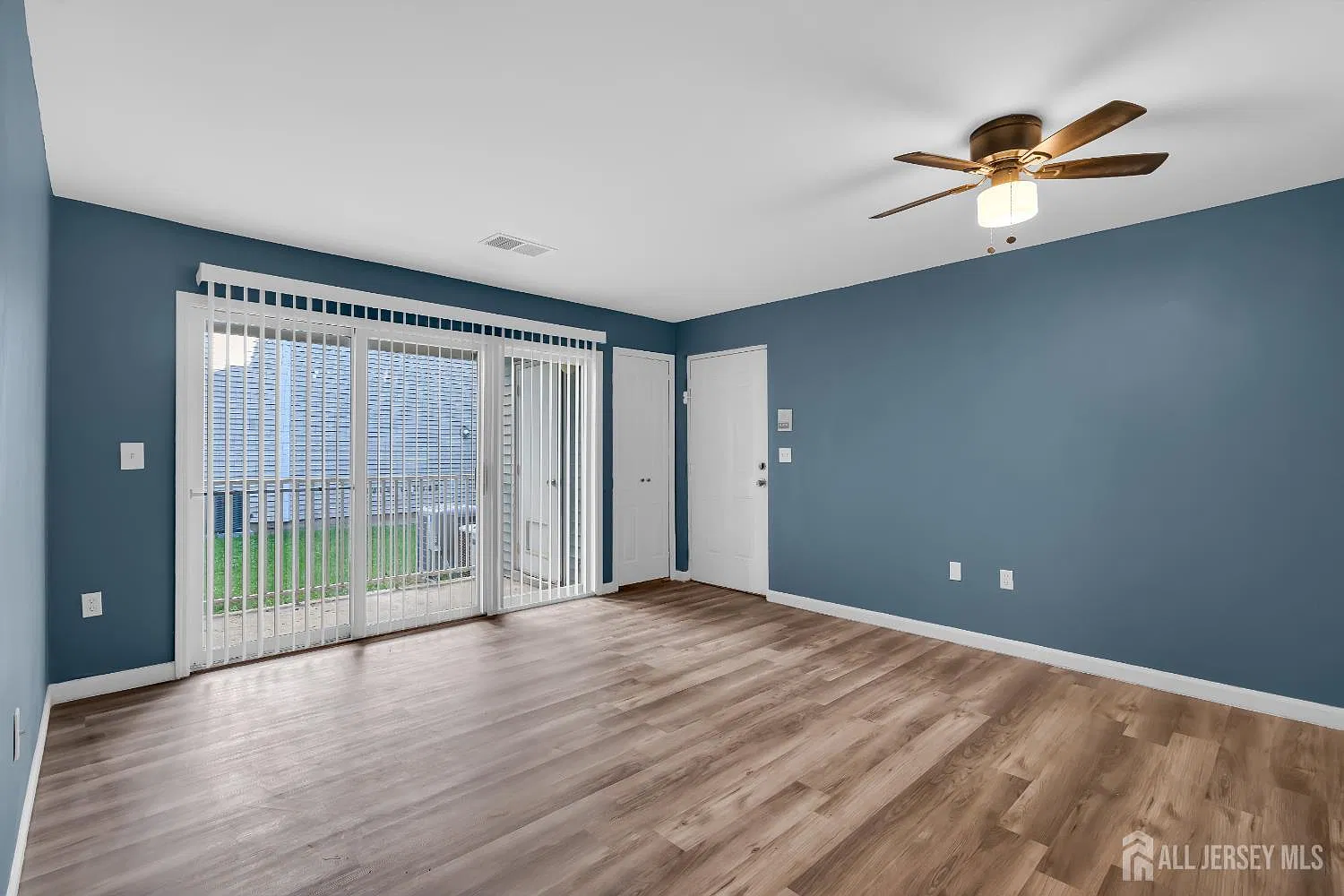 1 bed, 1.0 bath, $1,995 — Photo 3