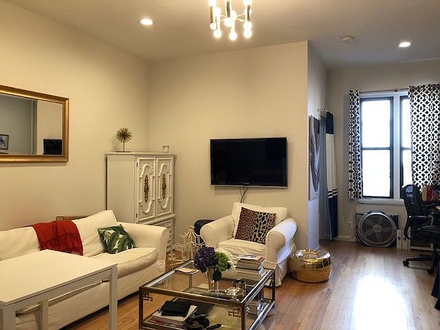 1st image of 151 W 76th St APT 3