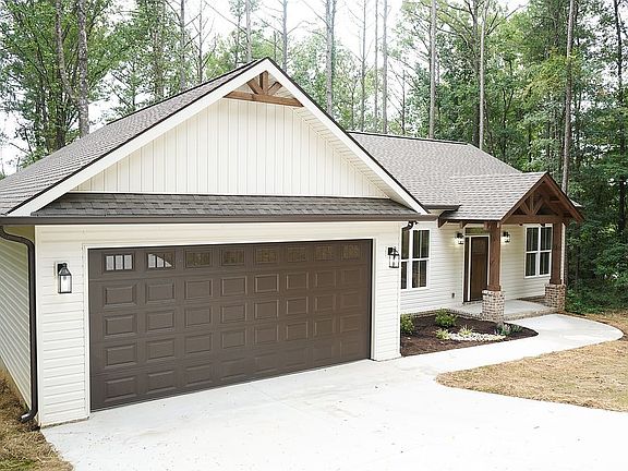 5th image of 301 Eaglebend Dr