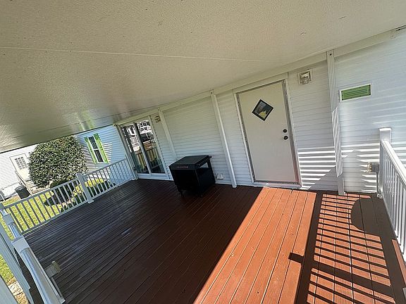 2nd image of 156 Beulah Ln