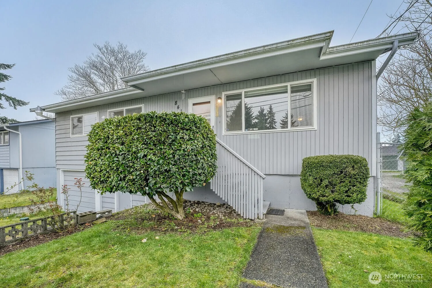 8414 S Thompson Avenue photo 1
