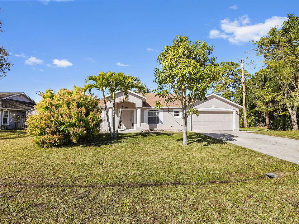 1st image of 2411 SE Alfonso Avenue
