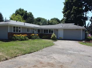 11 Pequot Rd, Peabody, MA 01960