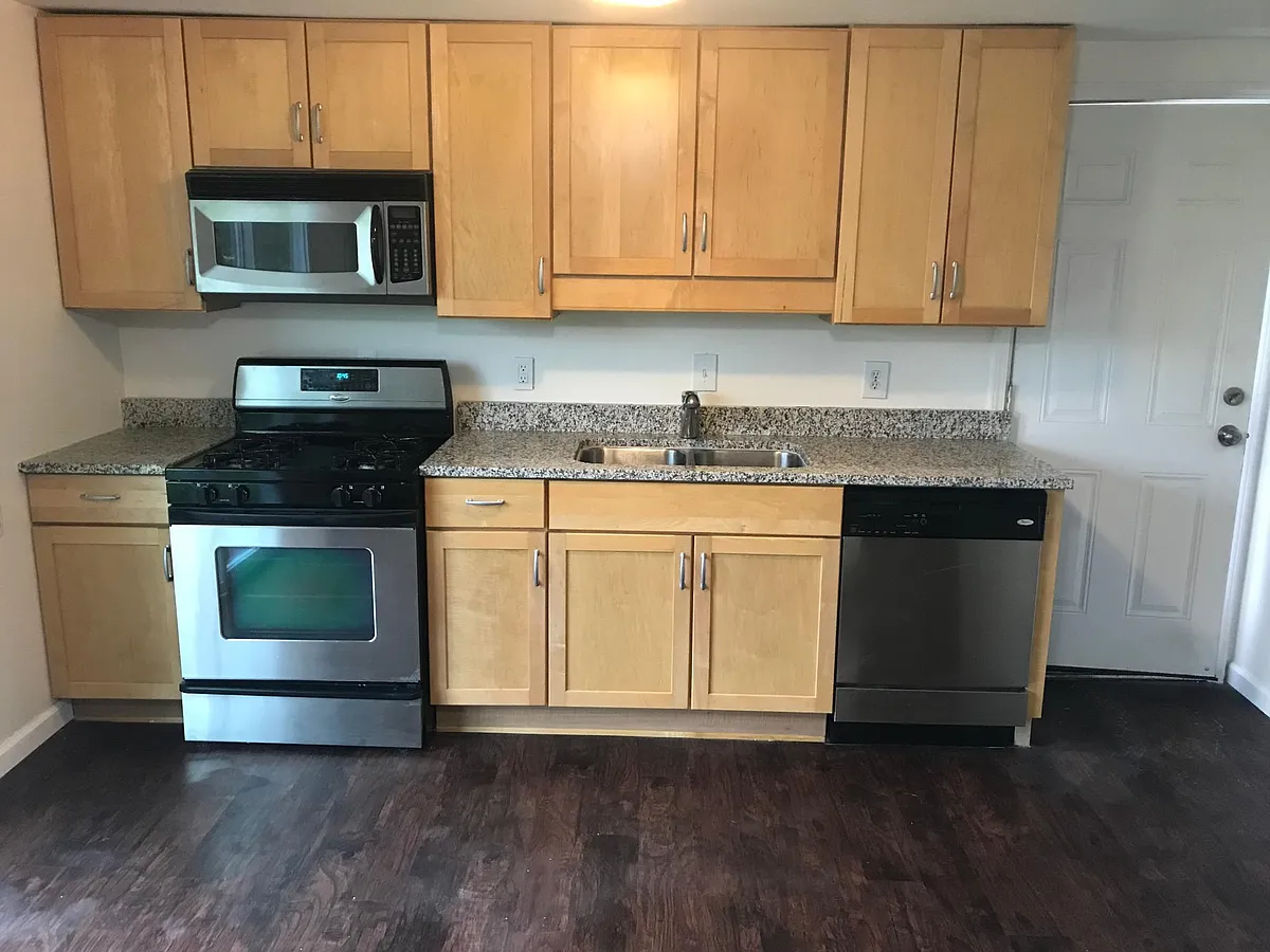 Building Photo - 3255 Shimmons Rd
