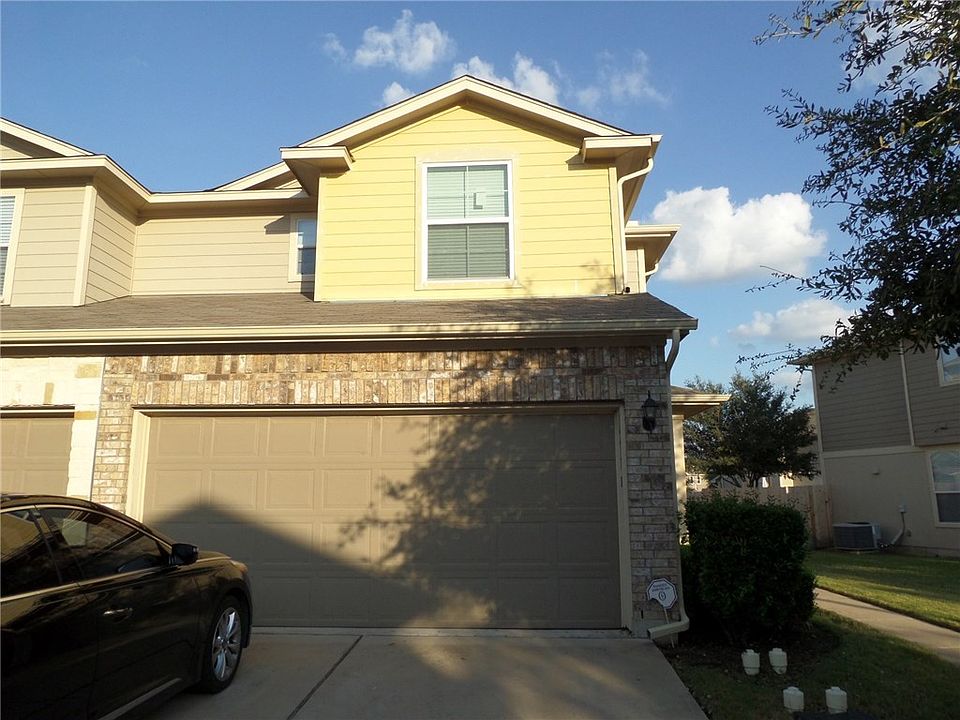 1st image of 14417B Charles Dickens Dr