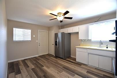 1st image of 301 N 85th Pl