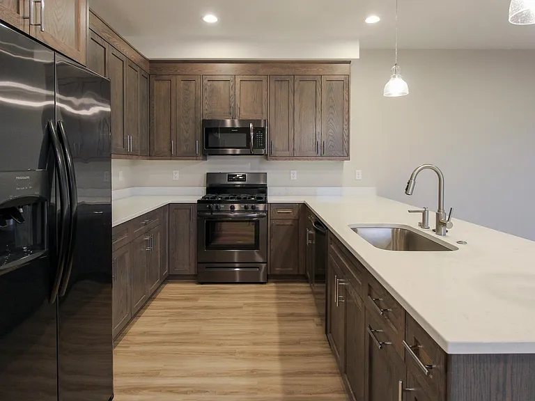 3221 Pheasant Ave SE — Photo 5