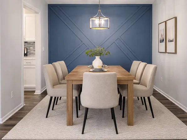 43431 Claremont Dr E, Clinton Township, MI 48038