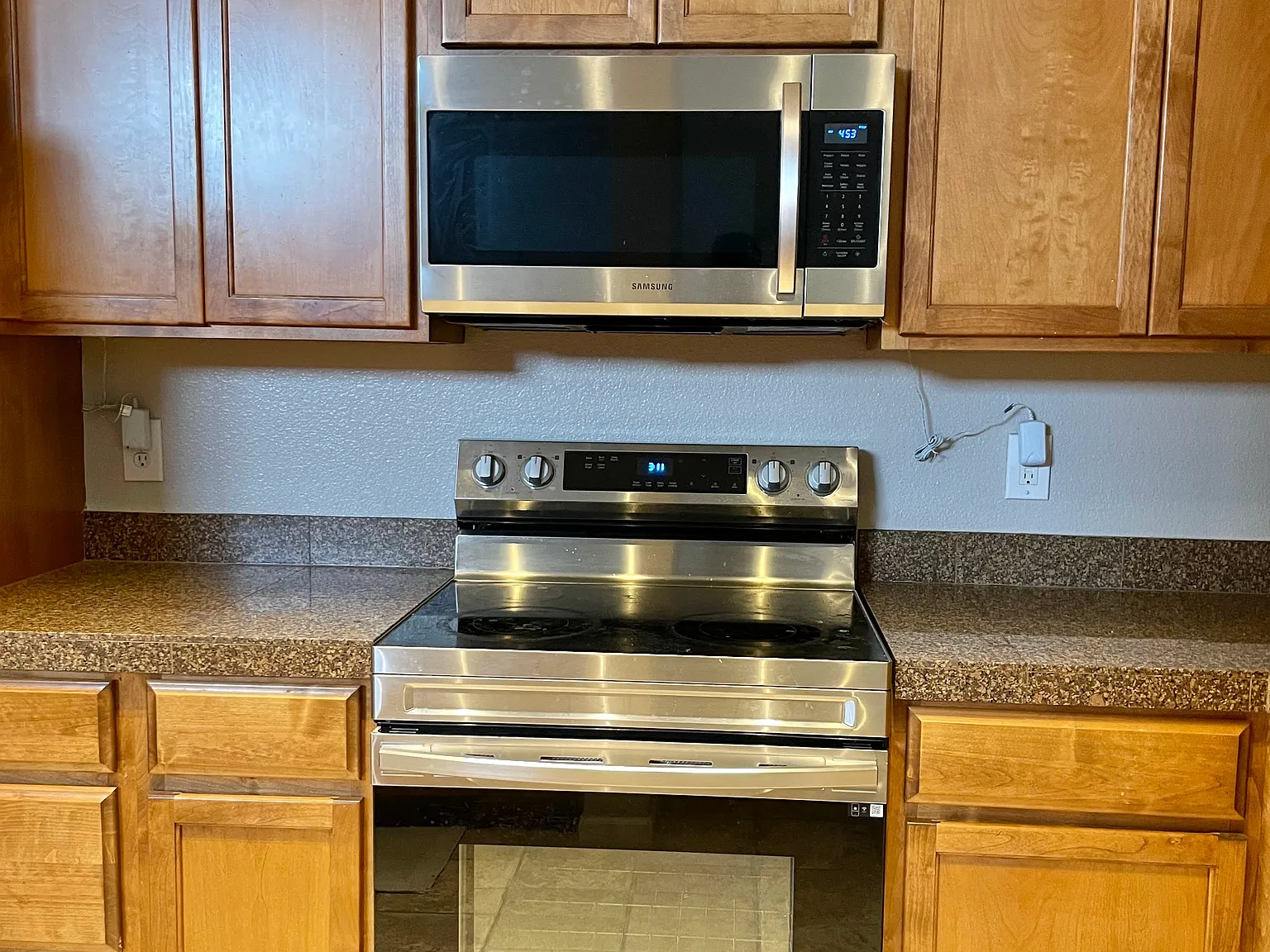 2 bed, 1356 sqft, $2,190 — Photo 3