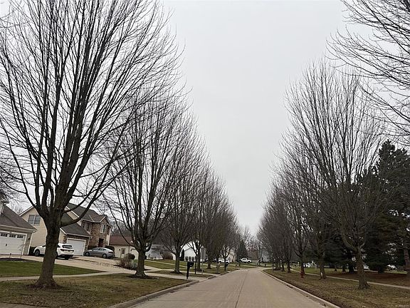 4th image of 5861 Ryan Rd