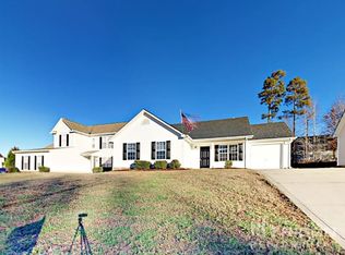 11442 Northwoods Forest Dr, Charlotte, NC 28214