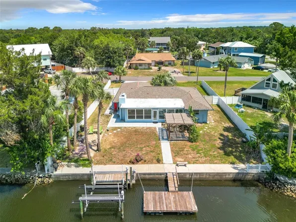 11290 W Coral Ct, Crystal River, FL 34429