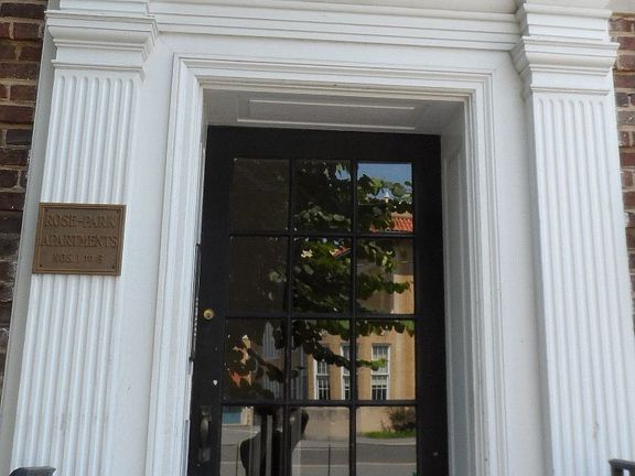 Inviting entryway