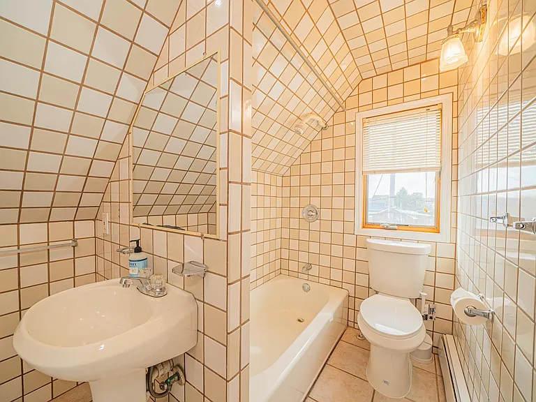 112 Prospect St #2 — Photo 8