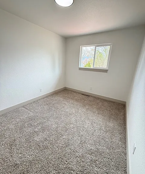 1212 Bowser Dr — Photo 9