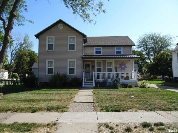 522 N State St, Geneseo, IL 61254