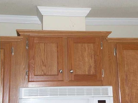 Look at that Molding! All Appliances Included! Save Thousands!