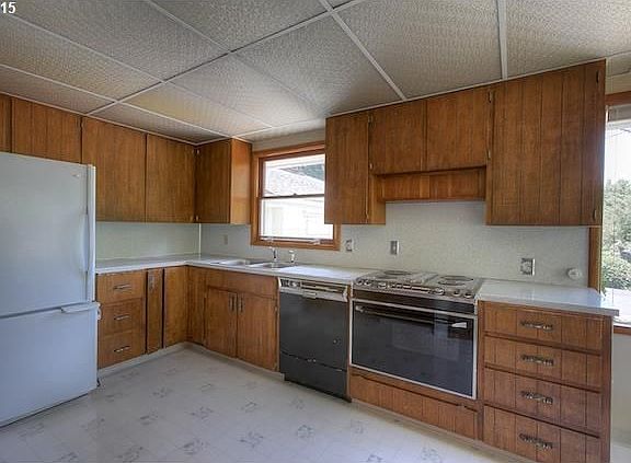 5th image of 7215 NE 58th Ave