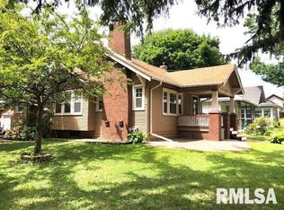 1702 Warren St, Davenport, IA 52804