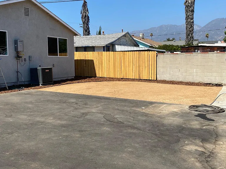 150 S Lotus Ave — Photo 17